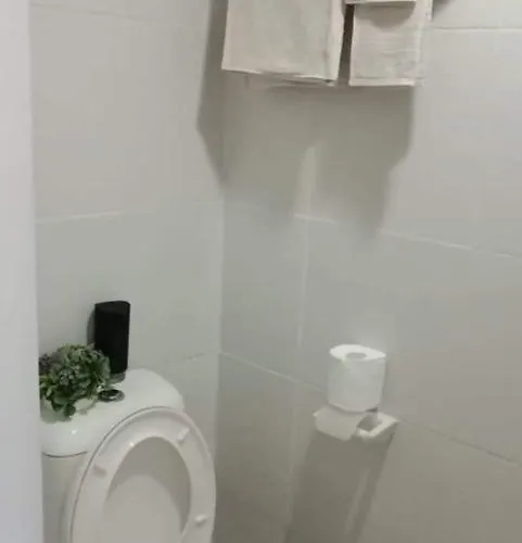 Apartment Minimalist Tower 2 Filinvest Alabang Muntinlupa *
